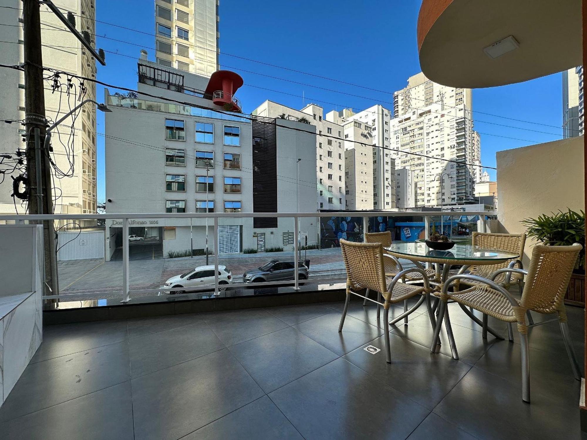 Apartment Dn01- 1º Andar| Churrasqueira| Quadra Mar | Centro